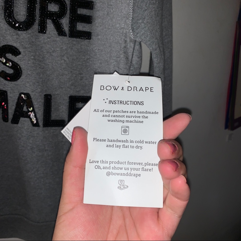 SOLDBow & drape the future is female grey crewneck - Picture 3 of 4